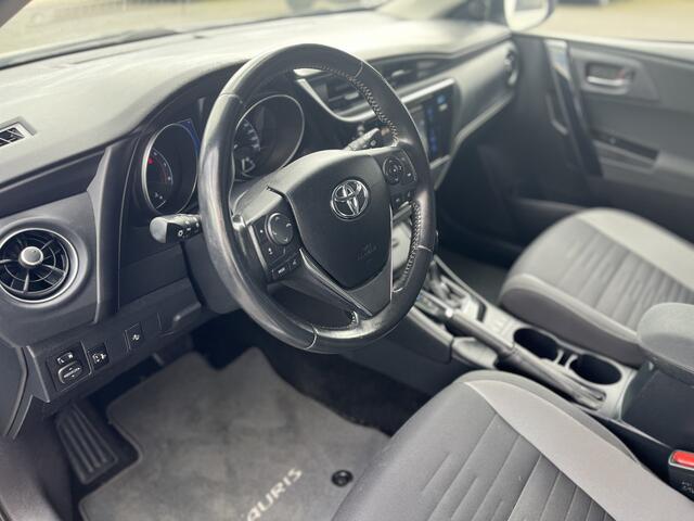 Toyota AURIS Touring Sports 1.2T Energy Plus Automaat Climate control Cruise control Trekhaak