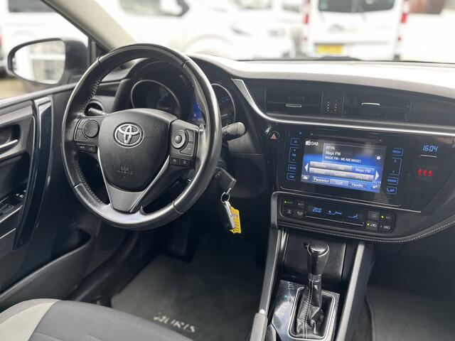 Toyota AURIS Touring Sports 1.2T Energy Plus Automaat Climate control Cruise control Trekhaak