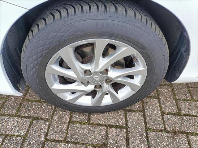 Toyota AURIS 1.8 Touring Sports,Navi,Camera,PDC