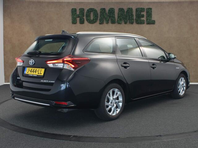 Toyota AURIS 1.8 Hybrid Trend - NAVIGATIESYSTEEM - CRUISE CONTROL - ACHTERUITRIJCAMERA - 16 INCH LICHT METALEN VELGEN - WINTERBANDENSET - CLIMATE CONTROL