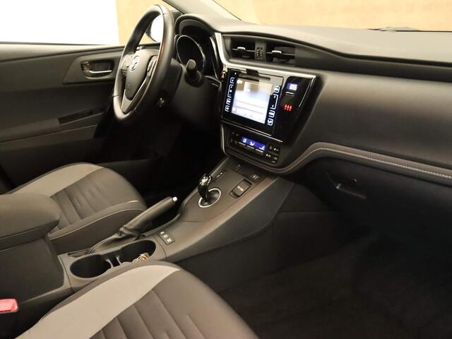 Toyota AURIS 1.8 Hybrid Trend - NAVIGATIESYSTEEM - CRUISE CONTROL - ACHTERUITRIJCAMERA - 16 INCH LICHT METALEN VELGEN - WINTERBANDENSET - CLIMATE CONTROL