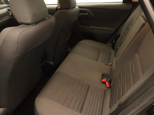 Toyota AURIS 1.8 Hybrid Trend - NAVIGATIESYSTEEM - CRUISE CONTROL - ACHTERUITRIJCAMERA - 16 INCH LICHT METALEN VELGEN - WINTERBANDENSET - CLIMATE CONTROL