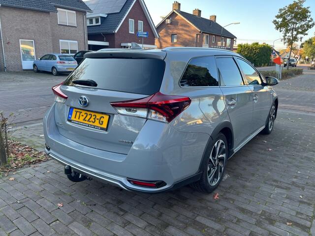 Toyota AURIS TOURING SPORTS 1.8 HYBRID FREESTYLE / PANODAK / CAMERA / DAB