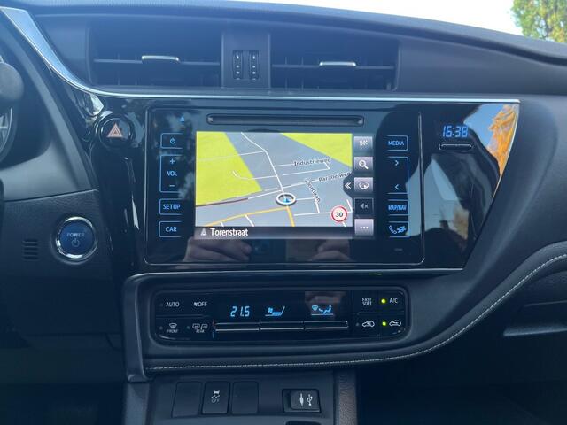 Toyota AURIS TOURING SPORTS 1.8 HYBRID FREESTYLE / PANODAK / CAMERA / DAB