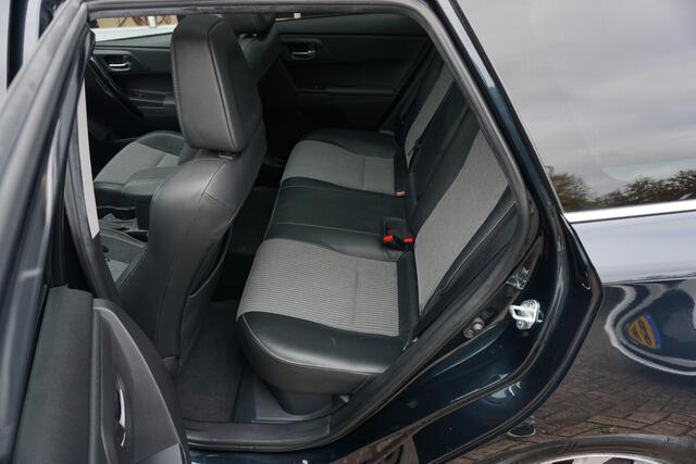Toyota AURIS Touring Sports 1.8 Hybrid Executive Trekhaak | Camera | Stoelverw. * All in prijs *