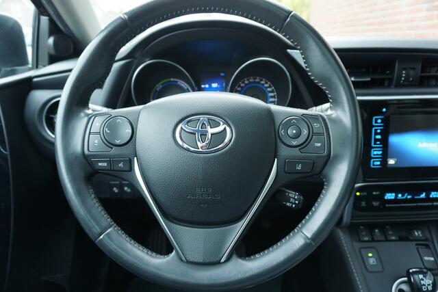 Toyota AURIS Touring Sports 1.8 Hybrid Executive Trekhaak | Camera | Stoelverw. * All in prijs *