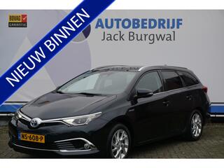 toyota-auris-touring-sports-1.8-hyb