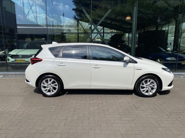 Toyota AURIS 1.8 Hybrid Dynamic