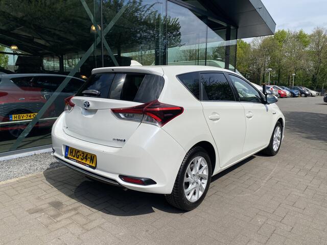 Toyota AURIS 1.8 Hybrid Dynamic