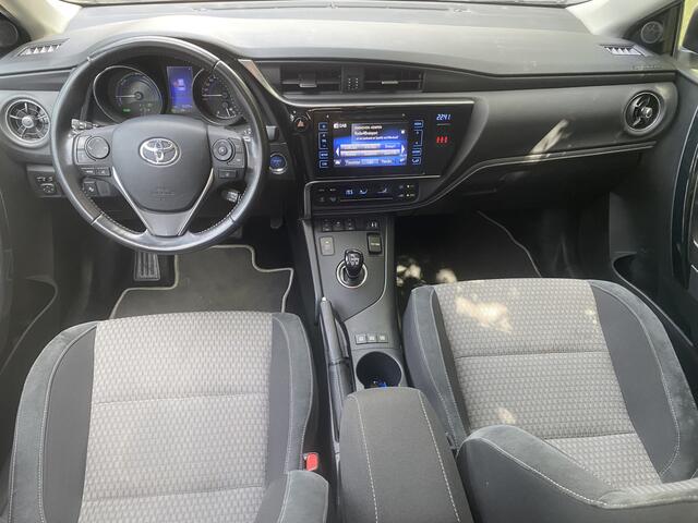 Toyota AURIS 1.8 Hybrid Dynamic