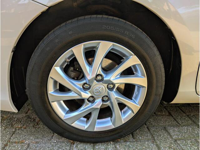 Toyota AURIS 1.3 Aspiration All-in prijs!