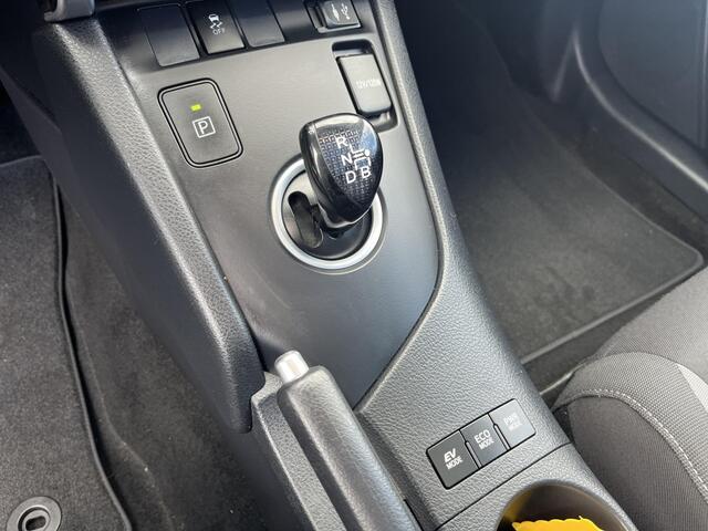 Toyota AURIS 1.8 Hybr. Trend