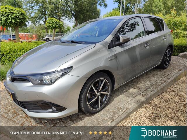 Toyota AURIS 1.8 Hybrid Black Edition