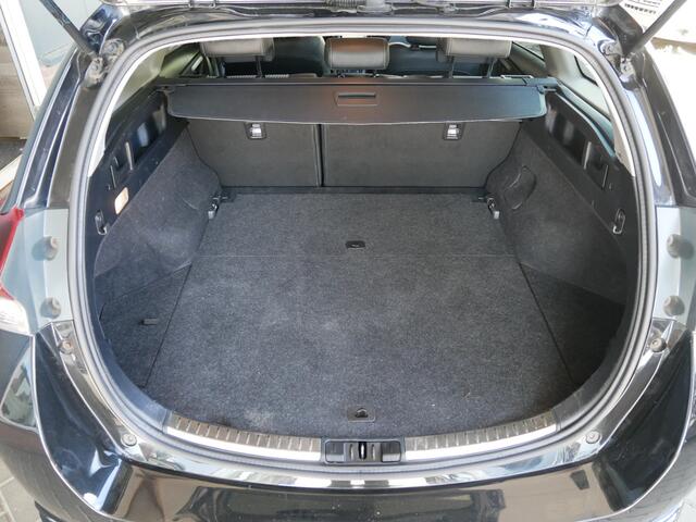 Toyota AURIS Touring Sports 1.8 Hybrid Lease pro, Vol Opties!