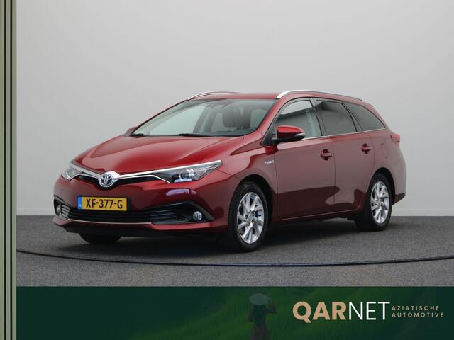 Toyota AURIS Touring Sports 1.8 Hybrid Executive Go | Navigatie | Cruise Control | Achteruitrijcamera | Lichtmetalen Velgen |