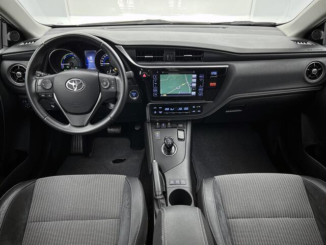 Toyota AURIS Touring Sports 1.8 Hybrid Business Plus | Privacy glass | Navigatie | 17"LM velgen |