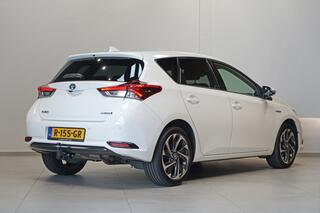 toyota-auris-1.8-hybrid--toyota-ga