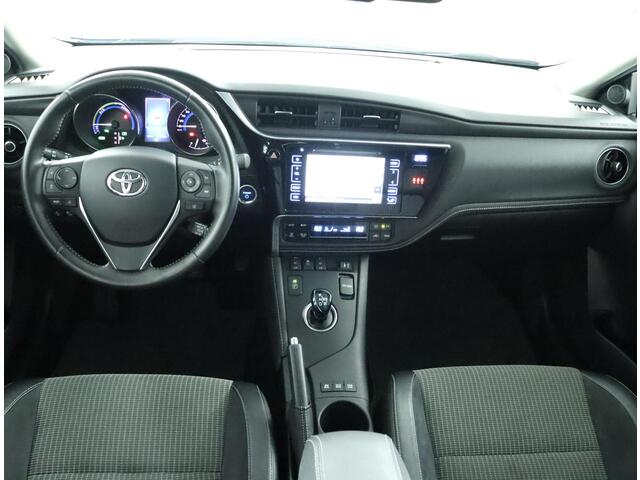 Toyota AURIS Touring Sports 1.8 Hybrid Executive | Navigatie | Stoelverwarming | Parkeer sensoren |