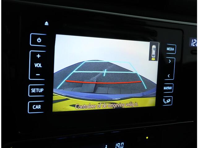 Toyota AURIS Touring Sports 1.8 Hybrid Executive | Navigatie | Stoelverwarming | Parkeer sensoren |