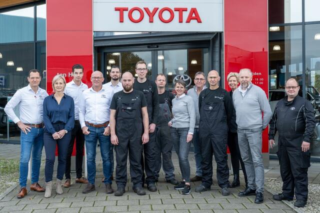 Toyota AURIS 1.8 Hybrid Energy + Automaat | Parkeersensoren achter | Toyota T