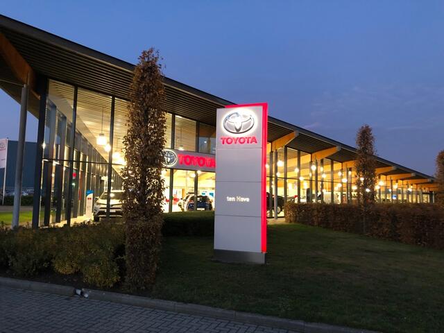 Toyota AURIS 1.8 Hybrid Energy + Automaat | Parkeersensoren achter | Toyota T