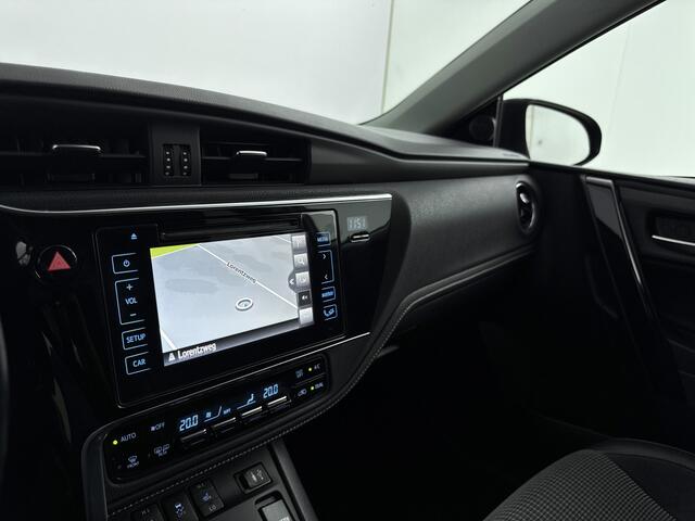 Toyota AURIS 1.8 Hybrid Lease Pro | Navigatie | Parkeersensoren | Cruise Control | Stoelverwarming |