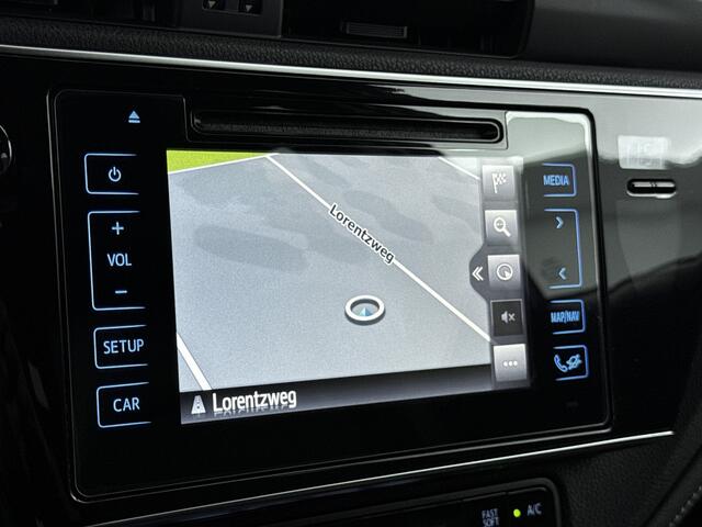 Toyota AURIS 1.8 Hybrid Lease Pro | Navigatie | Parkeersensoren | Cruise Control | Stoelverwarming |