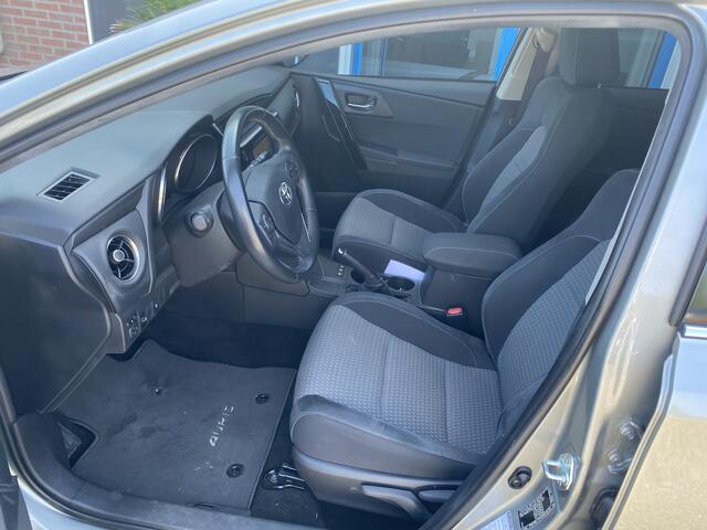 Toyota AURIS 1.8 Hybrid Dynamic Trekhaak