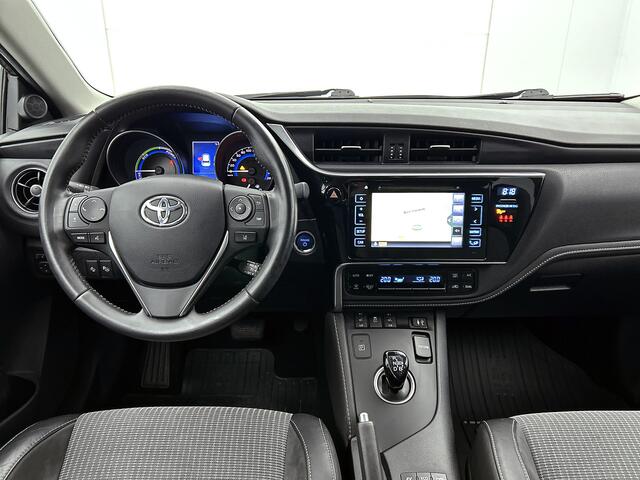 Toyota AURIS 1.8 Hybrid Executive | Navigatie | Parkeersensoren |