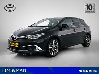 toyota-auris-1.8-hybrid-executive-