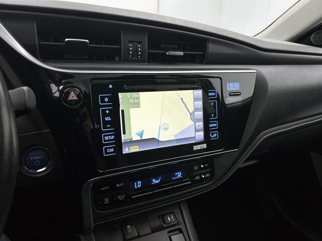 Toyota AURIS Touring Sports 1.8 Hybrid Trend | Navigatie | Panonramadak | Trekhaak |
