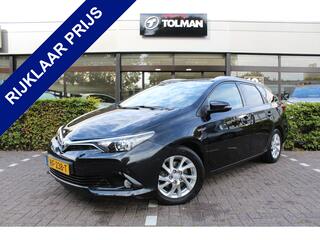 toyota-auris-touring-sports-1.8-hyb