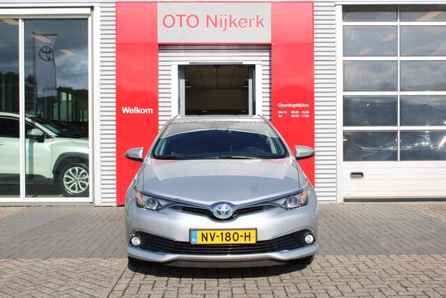 Toyota AURIS 1.8 Hybrid Executive *Met Trekhaak!*