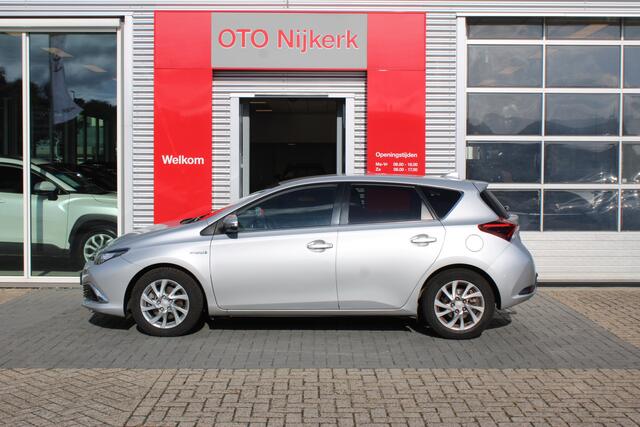 Toyota AURIS 1.8 Hybrid Executive *Met Trekhaak!*