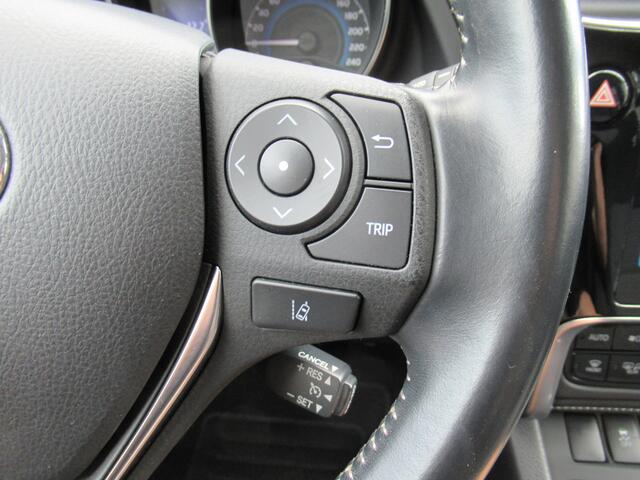 Toyota AURIS 1.8 Hybrid Dynamic Go PARELMOER LAK