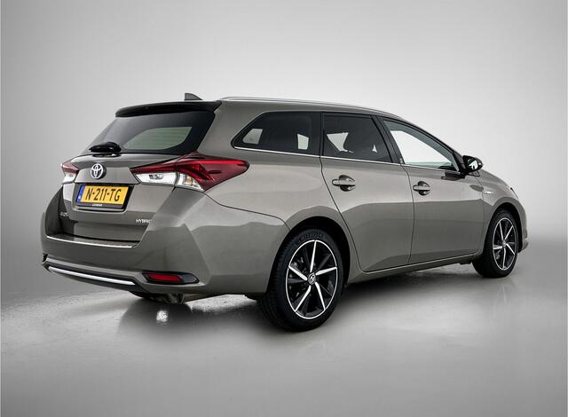 Toyota AURIS Touring Sports 1.8 Hybrid Dynamic Ultimate