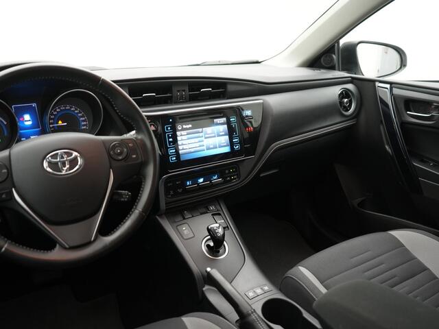 Toyota AURIS 1.8 Hybrid Dynamic | Parkeersensoren | Navigatie