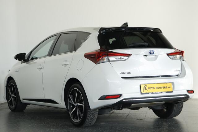 Toyota AURIS 1.8 Hybrid Dynamic / Navi / Camera / Cruisecontrol / Clima