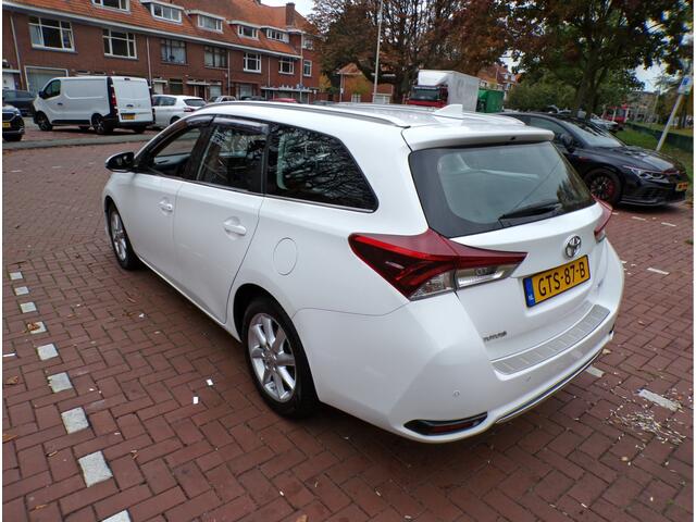 Toyota AURIS Touring Sports 1.2T Executive BENZINE AUTOMAAT