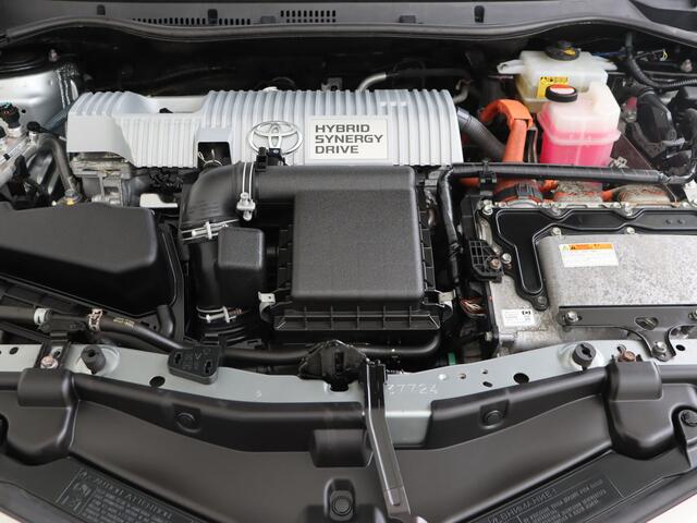 Toyota AURIS 1.8 Hybrid Aspiration Limited