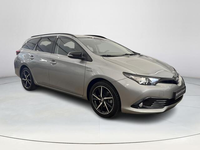 Toyota AURIS Touring Sports 1.8 Hybrid Dynamic | 06-10141018 Voor meer informatie