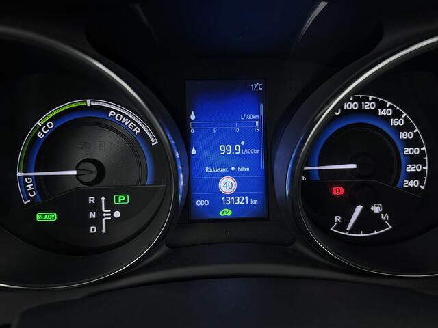 Toyota AURIS Touring Sports Dynamic | Bluetooth | elektrische ramen | Multi functioneel stuur |