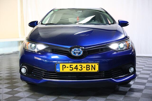 Toyota AURIS 1.8 Hybrid Aspiration CAMERA BT ALCANTARA CRUISE ECC '18