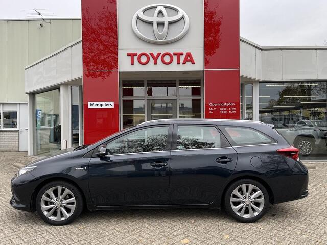 Toyota AURIS Touring Sports 1.8 Hybrid Dynamic Edition | Rijklaar | Navi | Trekhaak