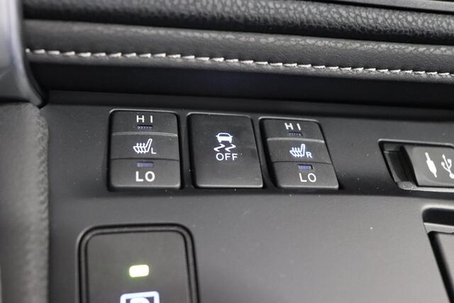 Toyota AURIS Touring Sports 1.8 Hybrid Lease pro, Unieke lederen bekelding, Trekhaak, Panorama