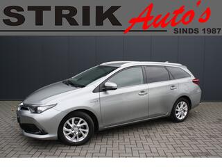 toyota-auris-touring-sports-1.8-hyb