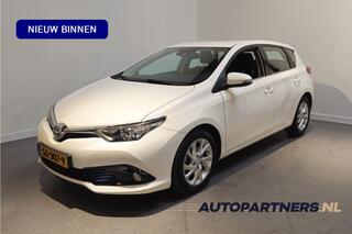 toyota-auris-1.8-hybrid-dynamic---n