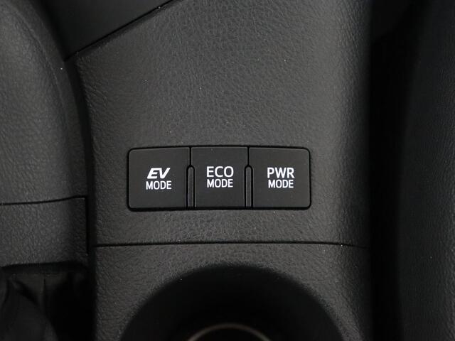 Toyota AURIS 1.8 Hybrid Executive | Stoelverwarming | Trekhaak | Leder/Alcantara | Navigatie | Full LED | Park Assist | Climate control | Cruise control | Keyless | Regensensor