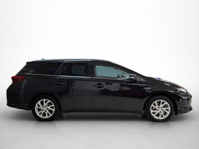 Toyota AURIS Touring Sports 1.8 Hybrid Dynamic Go | Navigatie | Camera | LM Velgen |