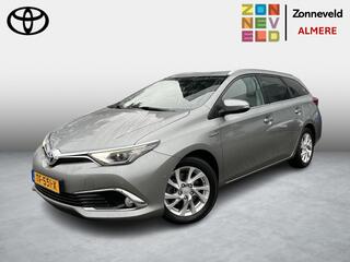 toyota-auris-touring-sports-1.8-hyb